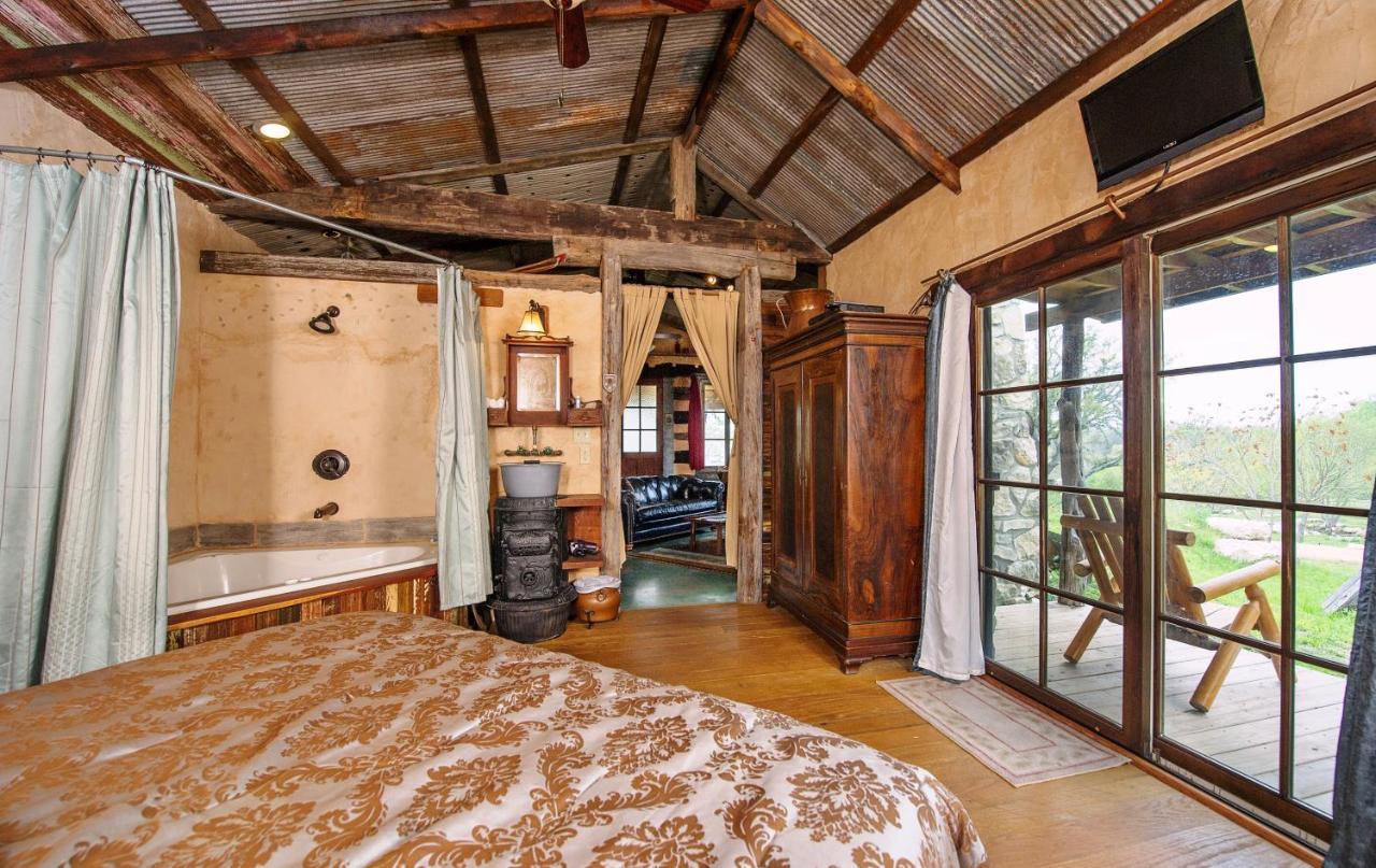 Barons Creekside Resort เฟรเดอริกส์เบิร์ก ภายนอก รูปภาพ